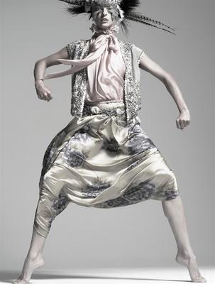 Linda Evangelista posters