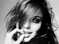 Lindsay Lohan Sweatshirt #2109826