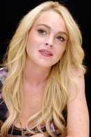 Lindsay Lohan Longsleeve T-shirt #2399375