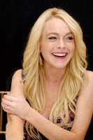 Lindsay Lohan Longsleeve T-shirt #2399379