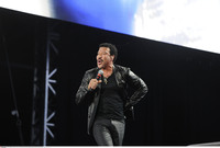 Lionel Richie Longsleeve T-shirt #2531404