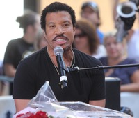 Lionel Richie mug #G801009