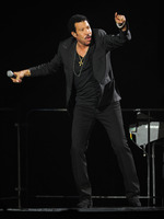 Lionel Richie Longsleeve T-shirt #2650422