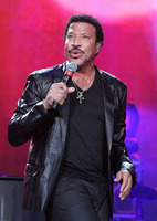 Lionel Richie tote bag #G892619