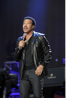 Lionel Richie Longsleeve T-shirt #2650548