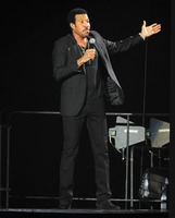 Lionel Richie Longsleeve T-shirt #2650574