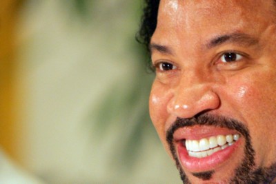 Lionel Ritchie posters
