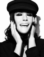 Liv Tyler Longsleeve T-shirt #2327387