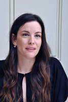 Liv Tyler t-shirt #2493902