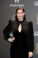 Liv Tyler Longsleeve T-shirt #3789891