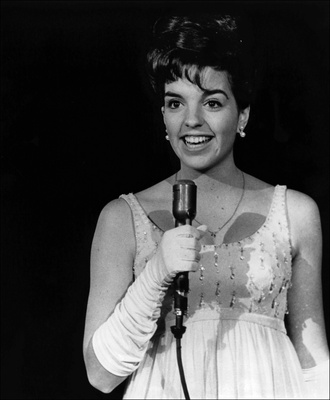 Liza Minnelli posters
