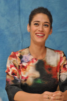 Lizzy Caplan Longsleeve T-shirt #2516974