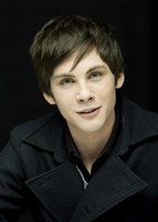 Logan Lerman Sweatshirt #2243714