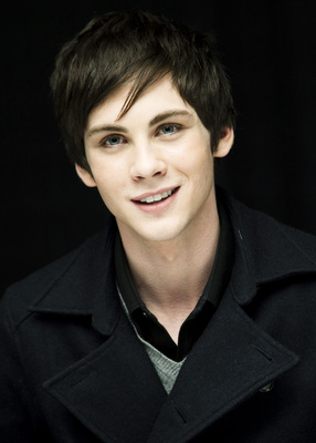 Logan Lerman magic mug #G580168