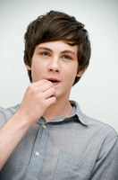 Logan Lerman Sweatshirt #2417487