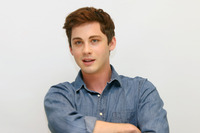Logan Lerman Sweatshirt #2608576