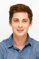 Logan Lerman Sweatshirt #2608577
