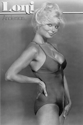 Loni Anderson Poster 2559283