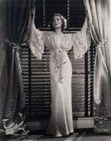 Loretta Young Sweatshirt #1241759
