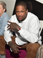 Lou Williams Sweatshirt #3457963