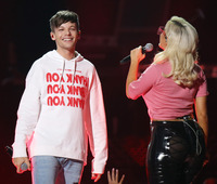 Louis Tomlinson Longsleeve T-shirt #2740524