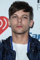 Louis Tomlinson Longsleeve T-shirt #2771850