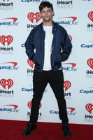 Louis Tomlinson Longsleeve T-shirt #2771860