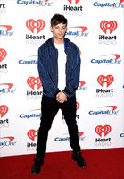 Louis Tomlinson Longsleeve T-shirt #2771866