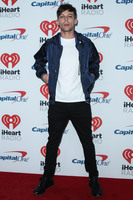 Louis Tomlinson Longsleeve T-shirt #2771886