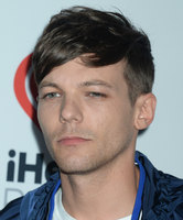 Louis Tomlinson Longsleeve T-shirt #2771887