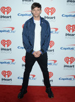 Louis Tomlinson Longsleeve T-shirt #2771891