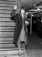 Louise Brooks Longsleeve T-shirt #1534439
