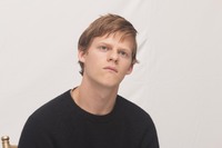 Lucas Hedges mug #G1477948