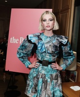 Lucy Boynton mug #G2476037