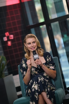 Lucy Fry puzzle 3893999