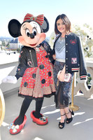 Lucy Hale Longsleeve T-shirt #3015960