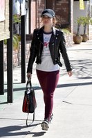 Lucy Hale Longsleeve T-shirt #3275569