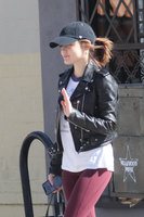 Lucy Hale Longsleeve T-shirt #3275573