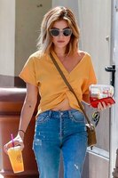 Lucy Hale mug #G1553574