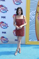 Lucy Hale Longsleeve T-shirt #3867241