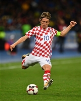 Luka Modric t-shirt #3347113