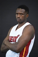 Luol Deng Sweatshirt #3388873