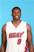 Luol Deng Sweatshirt #3388971