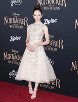 Mackenzie Foy Sweatshirt #3744092