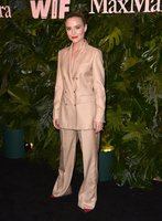 Maddie Hasson longsleeve t-shirt #3899949