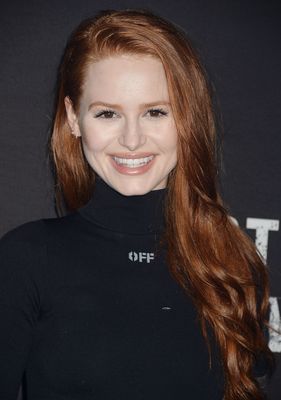 Madelaine Petsch magic mug #G996981