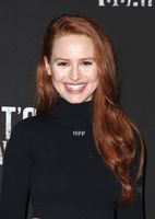 Madelaine Petsch tote bag #G996984