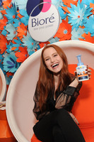 Madelaine Petsch mug #G1310641