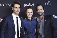 Madelaine Petsch longsleeve t-shirt #3197146