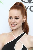 Madelaine Petsch longsleeve t-shirt #3320549